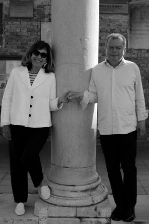 family Dubois wedding in venice - animica family portraits official - barbara pigazzi photographer - venice giudecca
