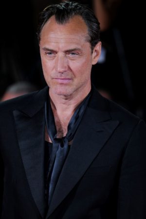 jude-law-venice-film-festival-2024-03