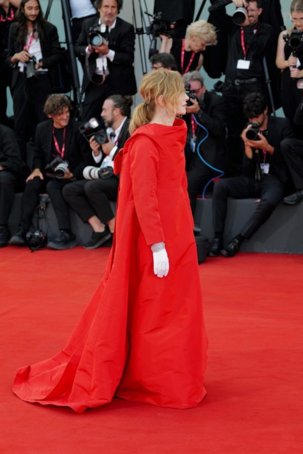 Isabelle Huppert - Balenciaga 10 - Festival 2024
