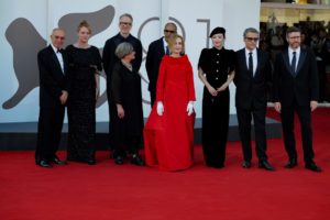 Isabelle Huppert - Balenciaga 16 - Festival 2024