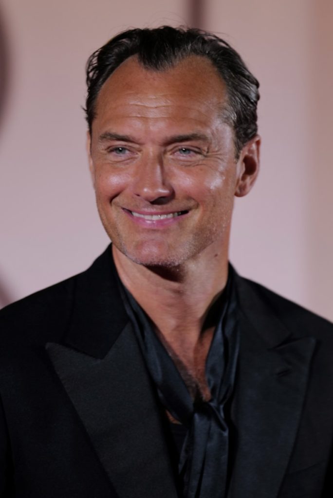 jude-law-venice-film-festival-2024-06