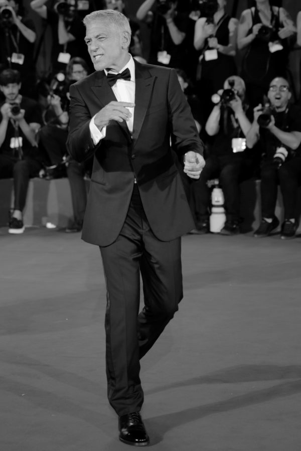 T-shirt George Clooney Celebrities in black - Animica Icons - Image 3