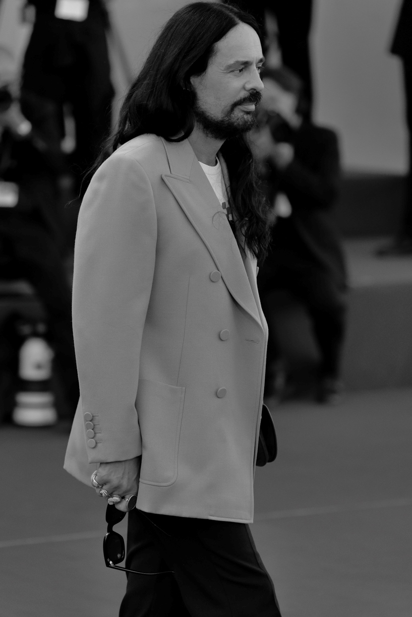 alessandro-michele-stilista-gucci-2022-venice-film-festival-79-studio.animica-venice-03