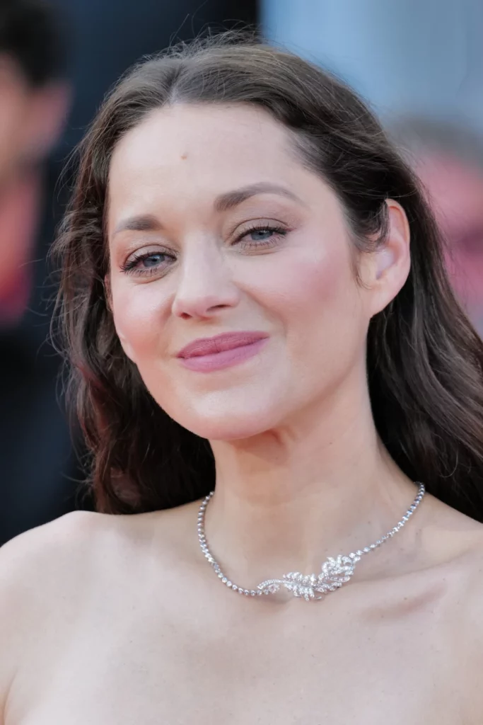 Marion Cotillard close-up portrait in Chanel Haute Couture, Venice Film Festival 2026 – Ph. Barbara Pigazzi, Studio Animica